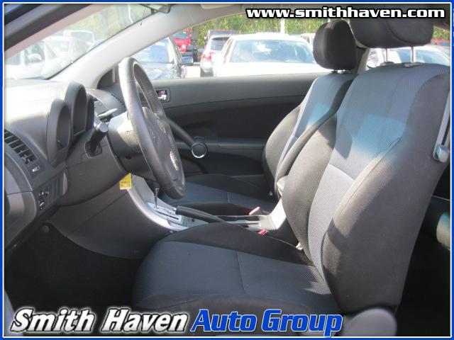 Scion tC 2006 photo 1