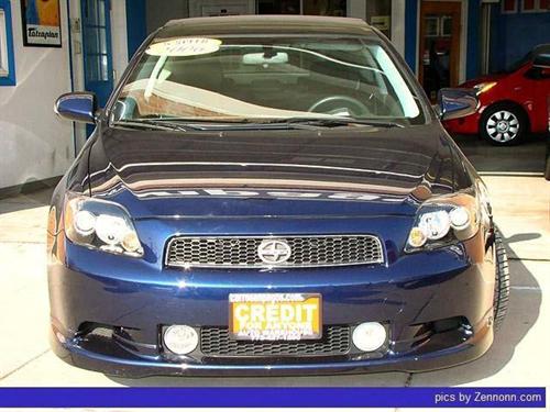 Scion tC 2006 photo 2
