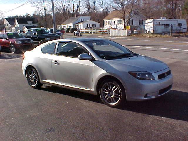 Scion tC 2006 photo 2