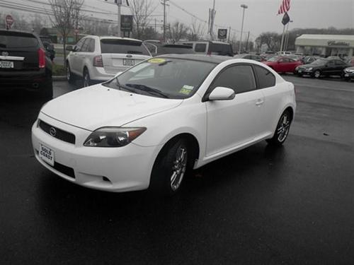Scion tC 2006 photo 2