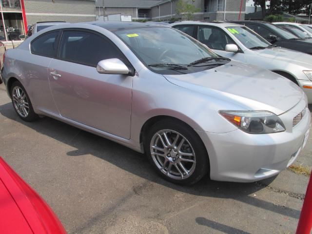 Scion tC 2006 photo 1