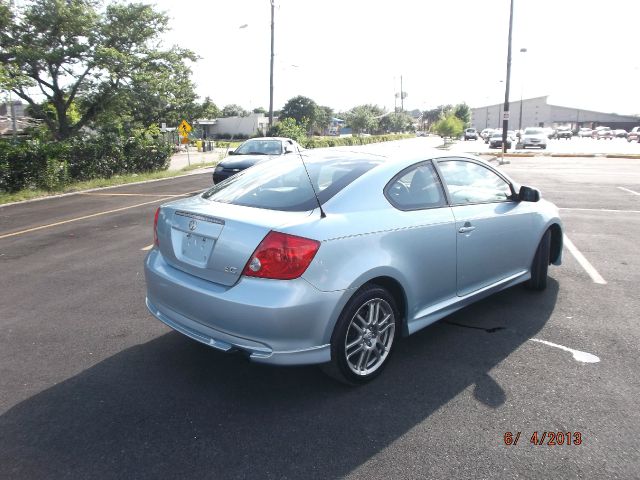 Scion tC 2007 photo 8
