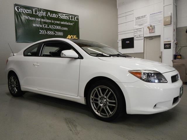 Scion tC 2007 photo 2