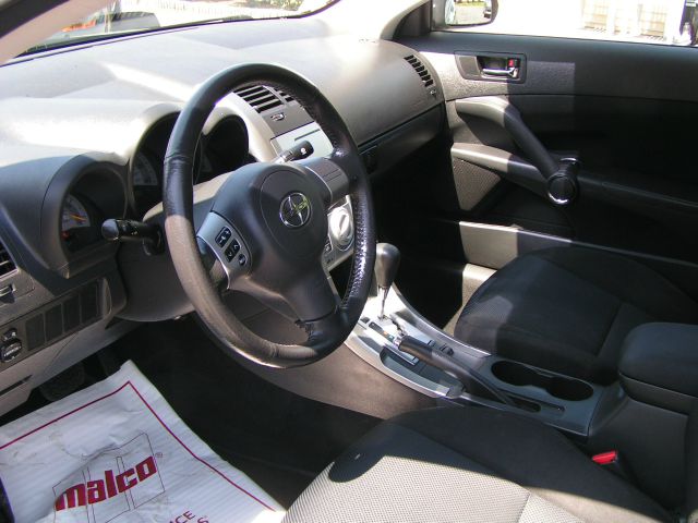 Scion tC 2007 photo 2