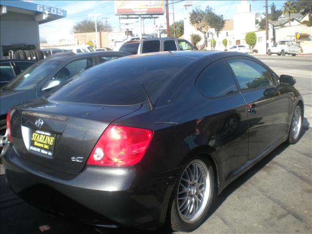 Scion tC 2007 photo 2