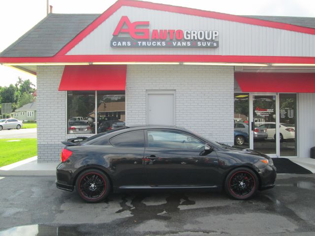 Scion tC 2007 photo 2