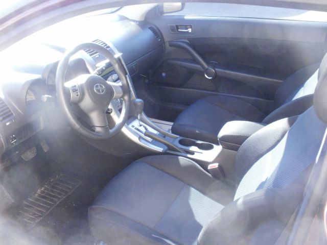 Scion tC 2007 photo 3