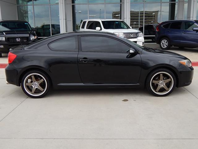 Scion tC 2007 photo 1