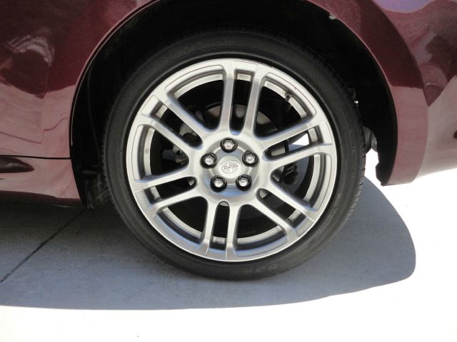 Scion tC 2007 photo 1