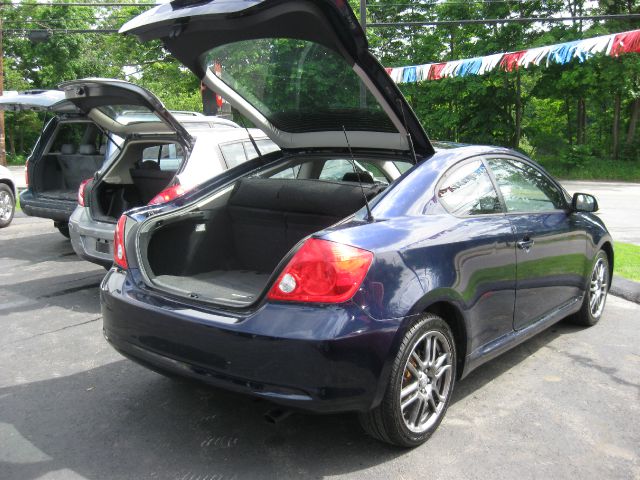 Scion tC 2007 photo 2