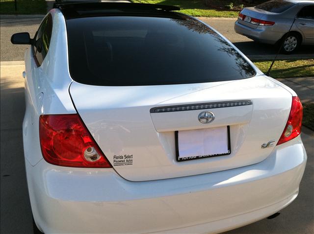 Scion tC 2007 photo 1