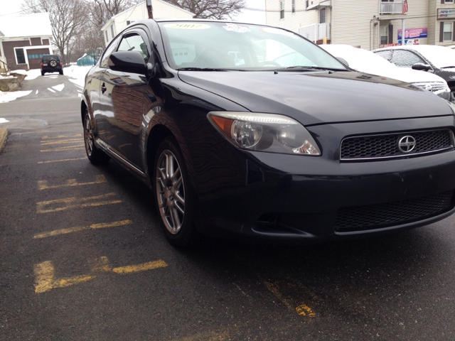 Scion tC 2007 photo 1