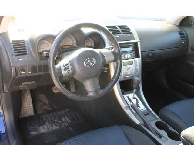 Scion tC 2007 photo 11
