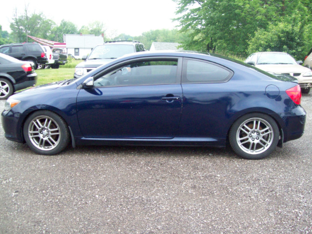 Scion tC 2007 photo 8