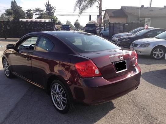 Scion tC 2007 photo 1