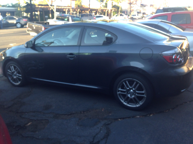 Scion tC 2008 photo 1