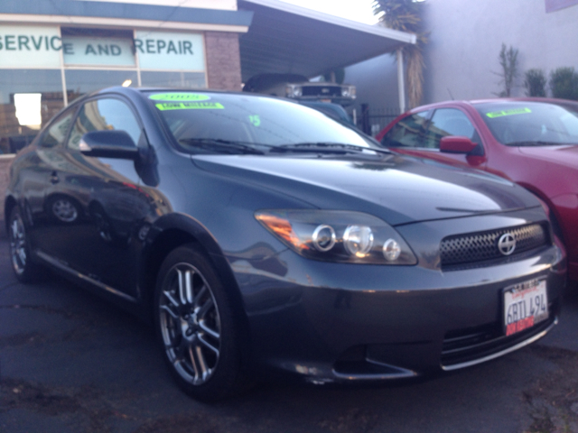 Scion tC 2008 photo 2