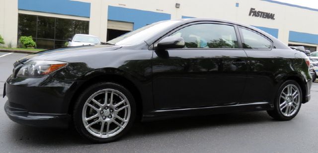 Scion tC 2008 photo 8