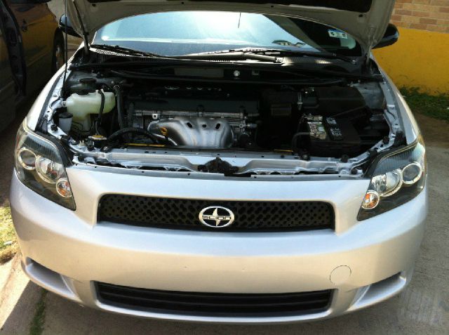 Scion tC 2008 photo 10