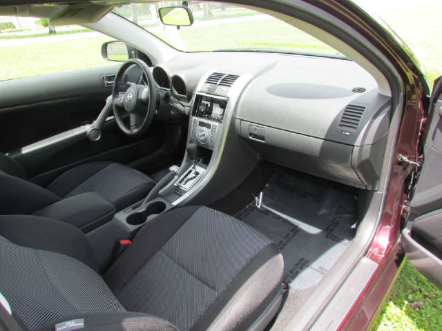 Scion tC 2008 photo 30