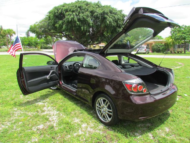 Scion tC 2008 photo 6