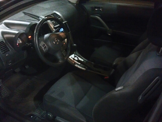 Scion tC 2008 photo 2