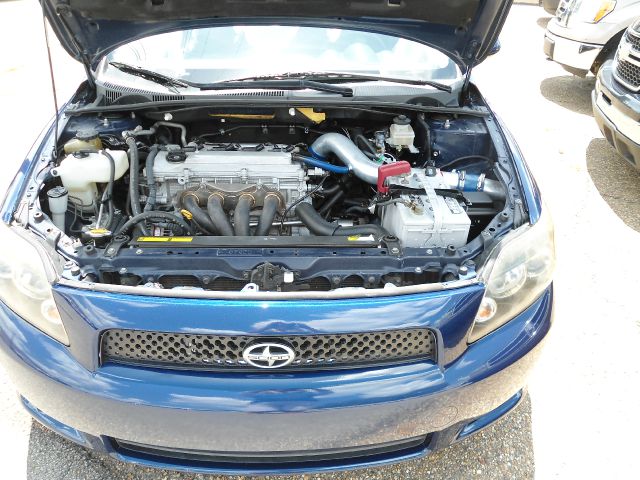 Scion tC 2008 photo 2