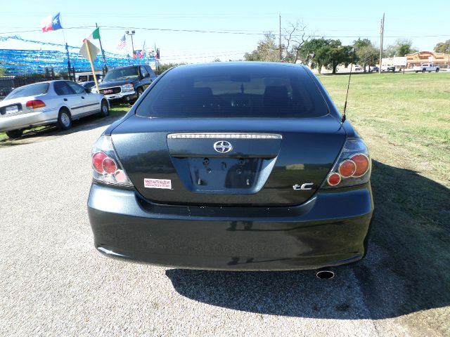 Scion tC 2008 photo 1