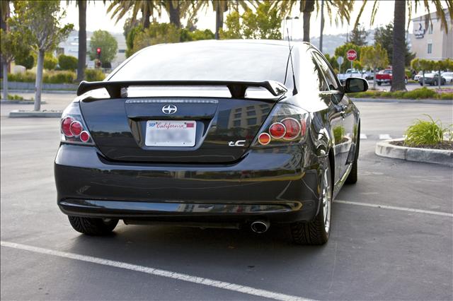 Scion tC 2008 photo 2