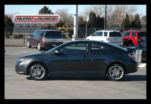 Scion tC 2009 photo 3