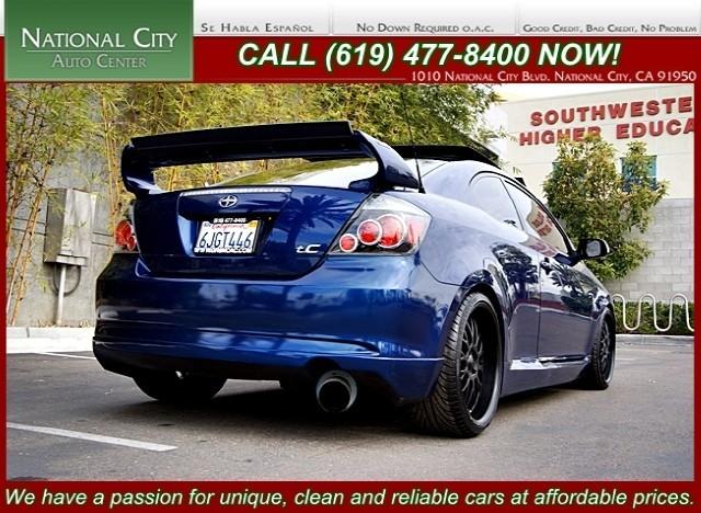 Scion tC 2009 photo 2