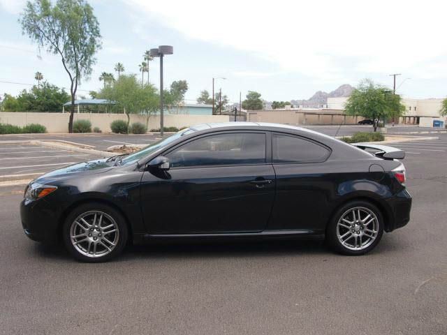 Scion tC 2009 photo 2