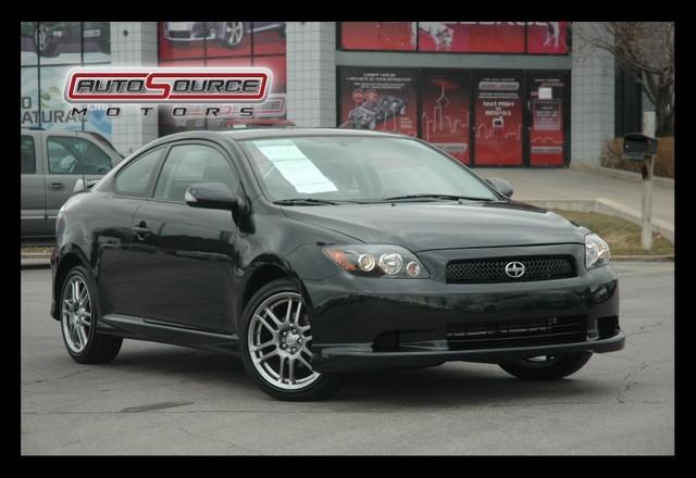 Scion tC 2009 photo 1