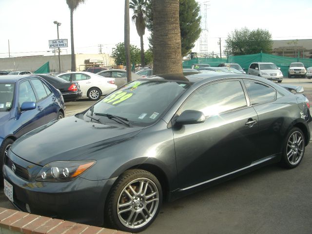 Scion tC SLE W.shell Coupe