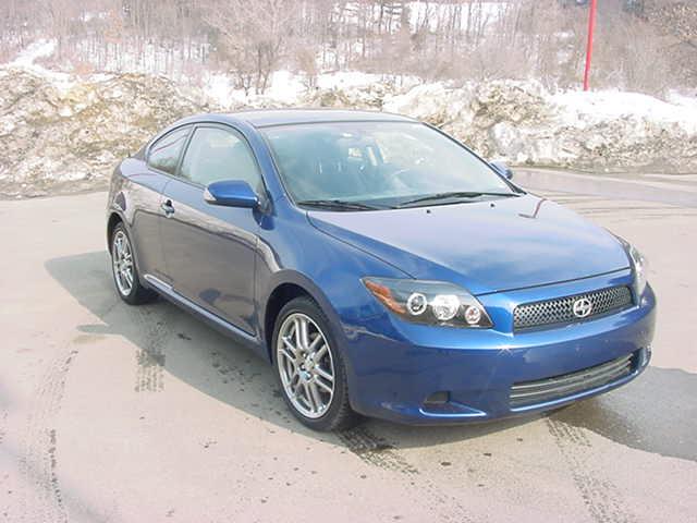 Scion tC 2009 photo 2