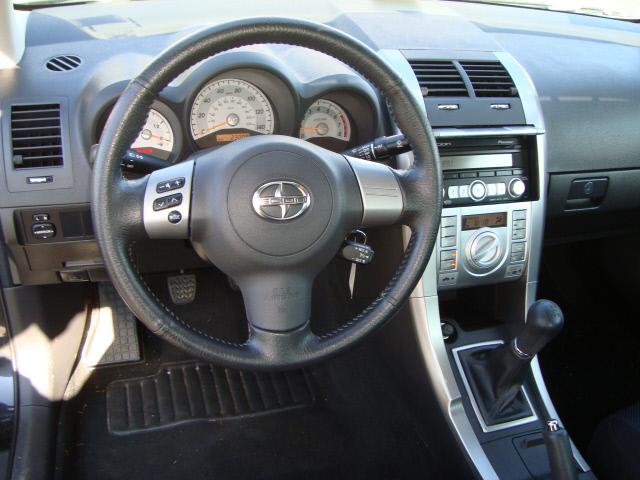 Scion tC 2009 photo 3
