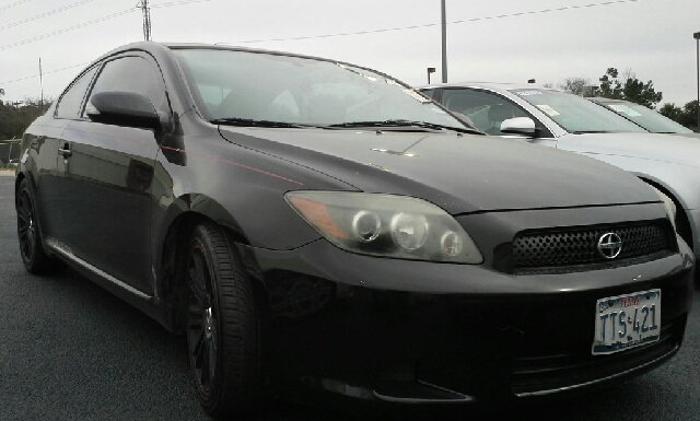 Scion tC 2009 photo 1