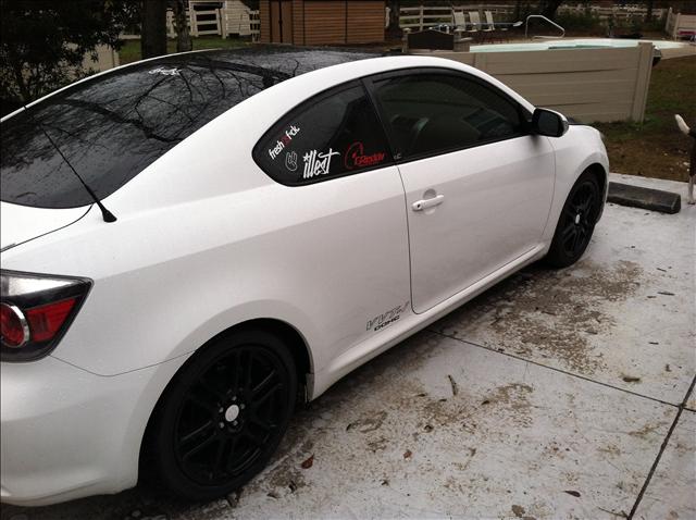 Scion tC 2009 photo 1