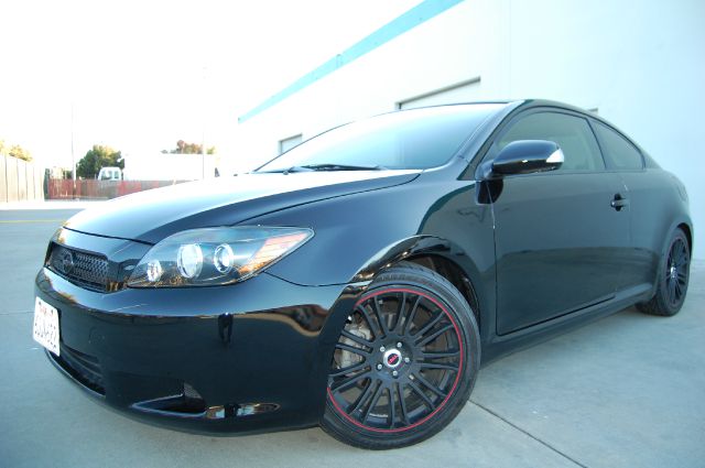 Scion tC 2009 photo 1