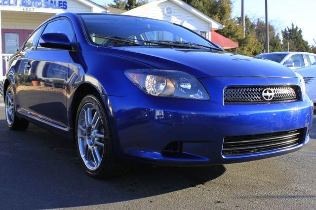Scion tC 2009 photo 2