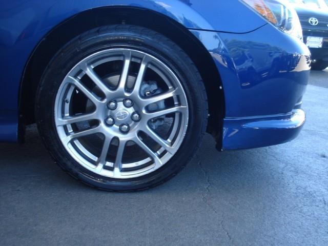 Scion tC 2009 photo 3