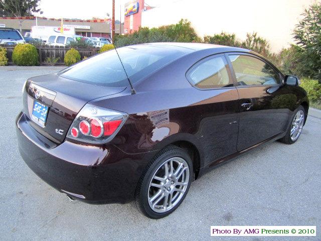 Scion tC 2009 photo 1