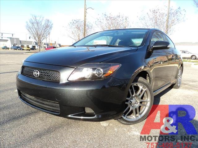Scion tC 2010 photo 2