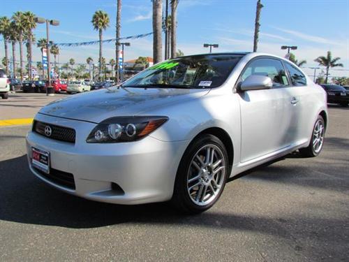 Scion tC 2010 photo 2