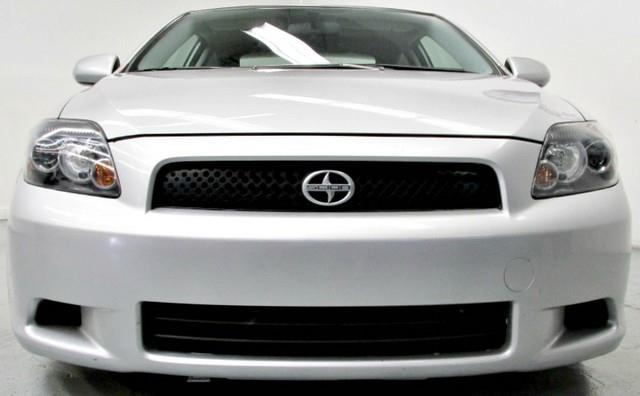 Scion tC 2010 photo 3