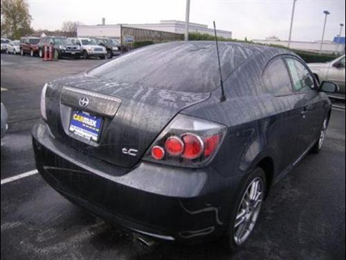 Scion tC 2010 photo 2