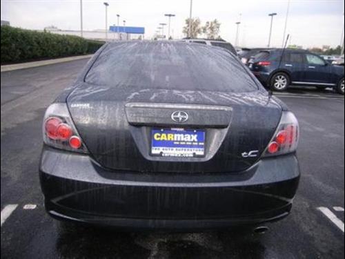 Scion tC 2010 photo 3