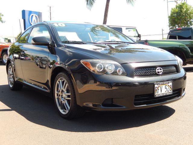 Scion tC 2010 photo 1