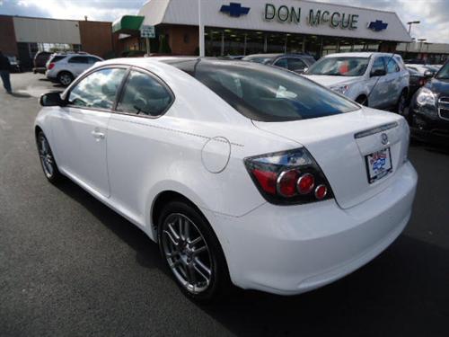 Scion tC 2010 photo 4