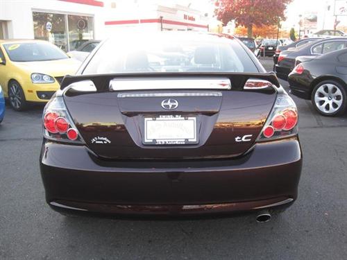 Scion tC 2010 photo 1